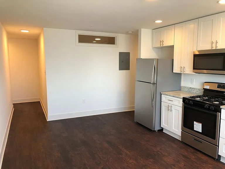 2833 Georgia Ave NW — Photo 5