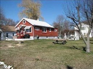 14 Progress St, Warwick, RI 02889