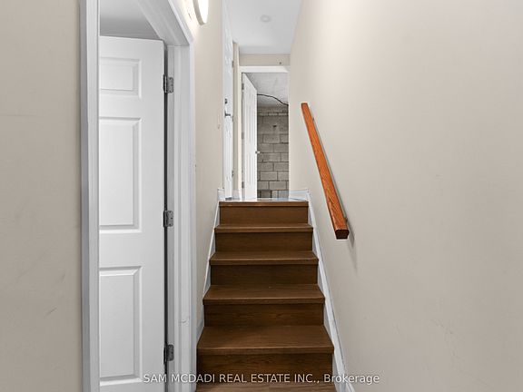 4th image of 1821 Christopher Rd