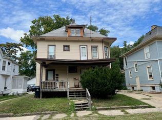 316 E Mulberry St, Bloomington, IL