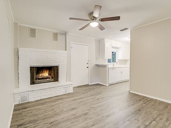 4th image of 4322 Sun Gate St