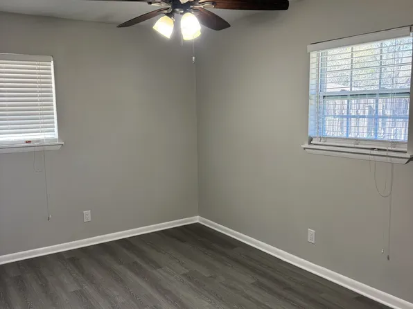 915 Latil St, Long Beach, MS 39560