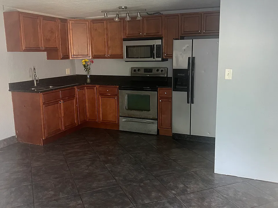 5005 Old Cheney Hwy