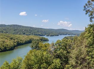 160 Green Pond Rd, Sherman, CT 06784