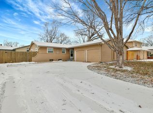 1117 N Sandplum Ln, Wichita, KS 67212