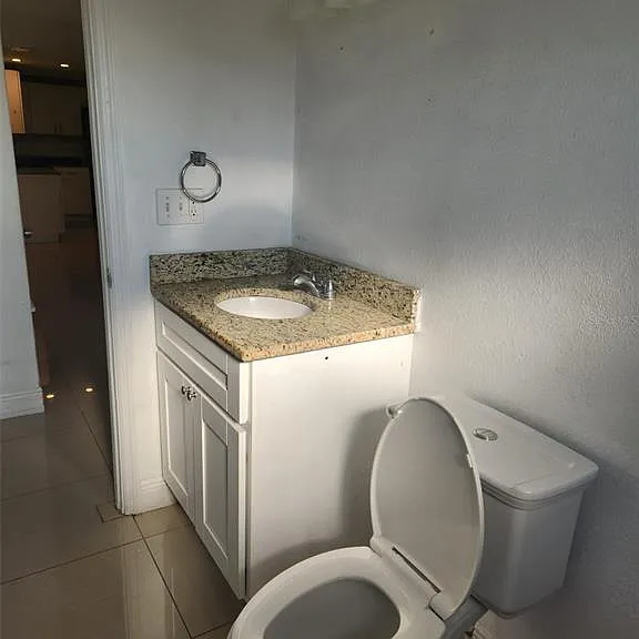 8518 Woodlake Dr — Photo 13