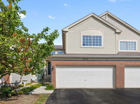 207 Nicole Dr Unit E, South Elgin, IL 60177