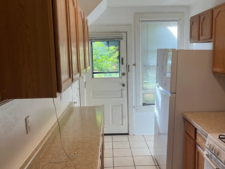512 E Johnson St #1 — Photo 13