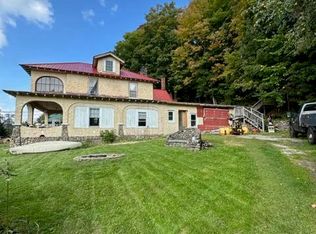 132 Old Lake Colby Rd, Saranac Lake, NY 12983