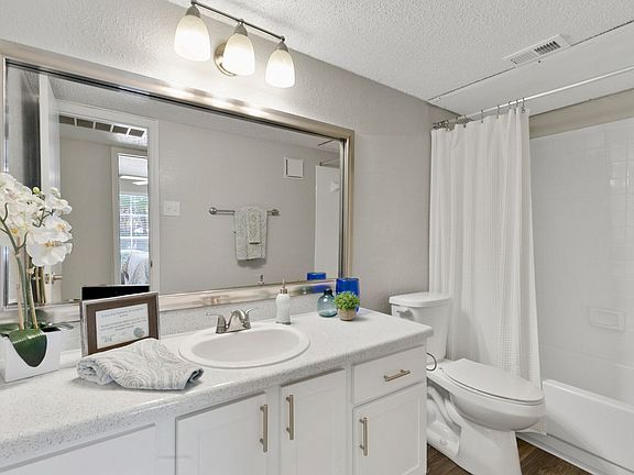 5th image of 4208 W Pioneer Dr #2012