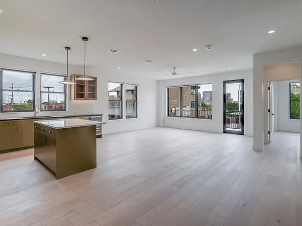 309 W Daggett Ave, Fort Worth, TX
