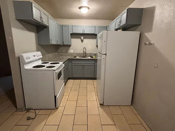 2428 Statz St APT B, N Las Vegas, NV 89030