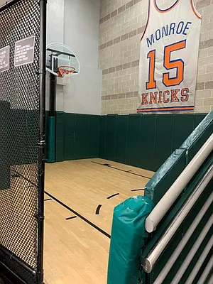 Sold by Douglas Elliman | media 21