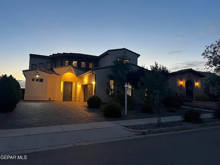 1805 Tin Star St — Photo 185
