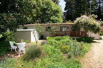 3rd image of 11 Kelldon Dr
