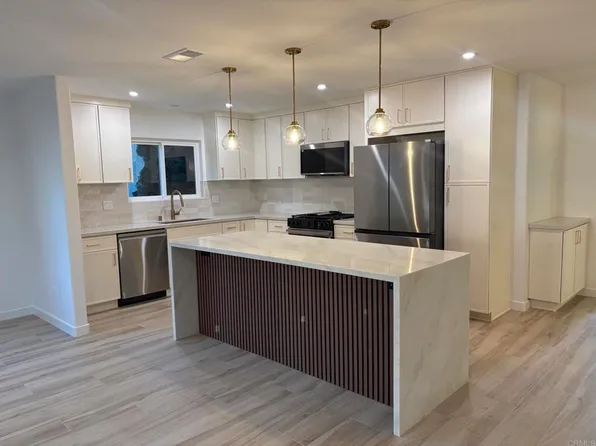 737 Alta Vista Dr, Vista, CA 92084