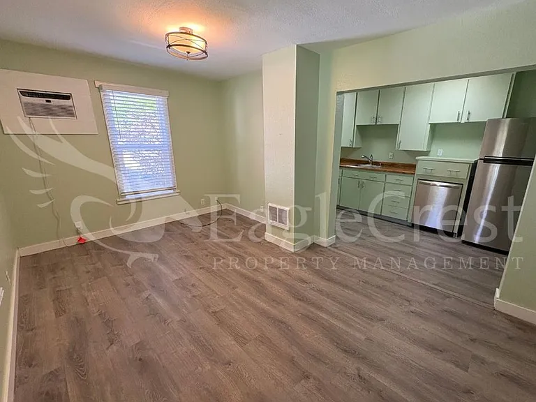 630 Frisco St — Photo 14