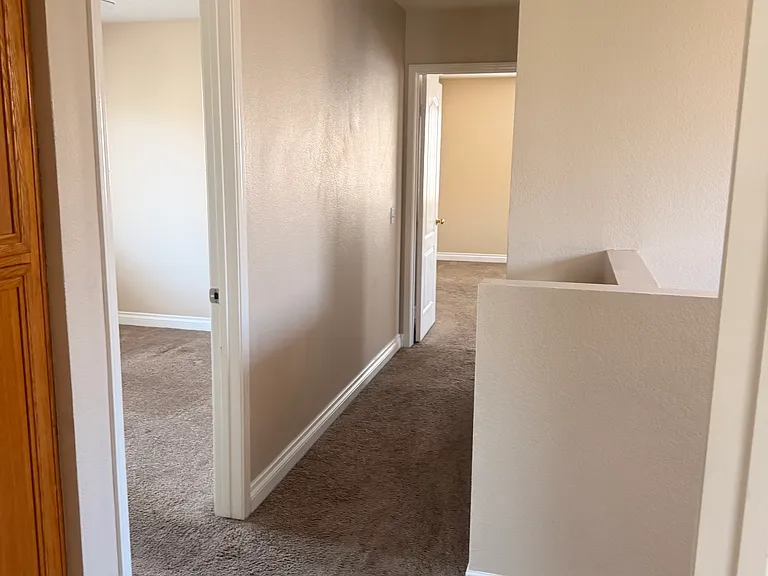 878 Rebecca Dr — Photo 9