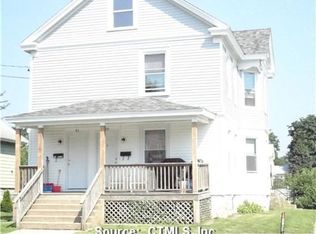 39 Rogers St, New London, CT 06320