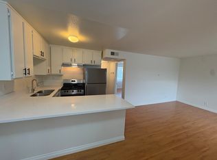 1050 Raymond Ave #204, Glendale, CA 91201
