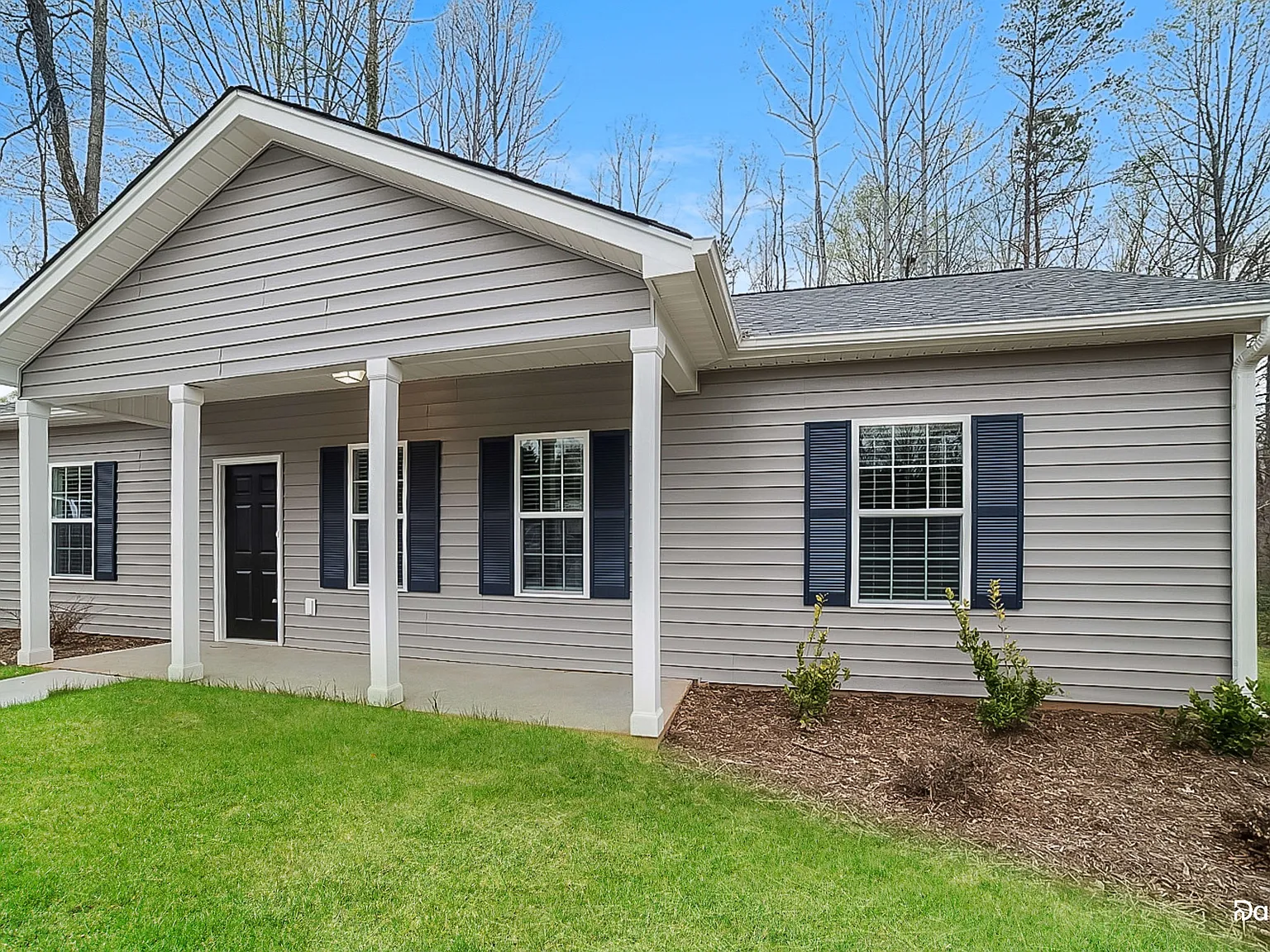 3 bed, 2.0 bath, 1142 sqft, $1,745 — Photo 3