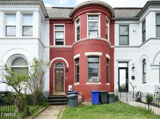 810 12th St NE, Washington, DC 20002
