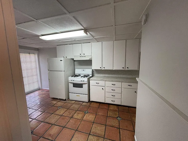 736 Omar Rd #1 — Photo 6