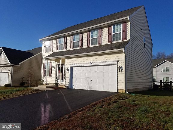 2nd image of 131 Willow Oak Blvd