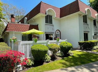 350 Birchwood Rd, Medford, NY 11763