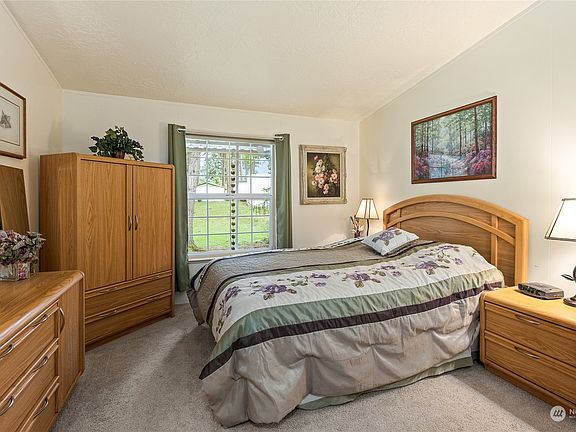 5th image of 18425 NE 95th Street #198