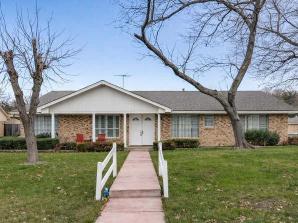 6120 Whitman Ave, Fort Worth, TX 76133