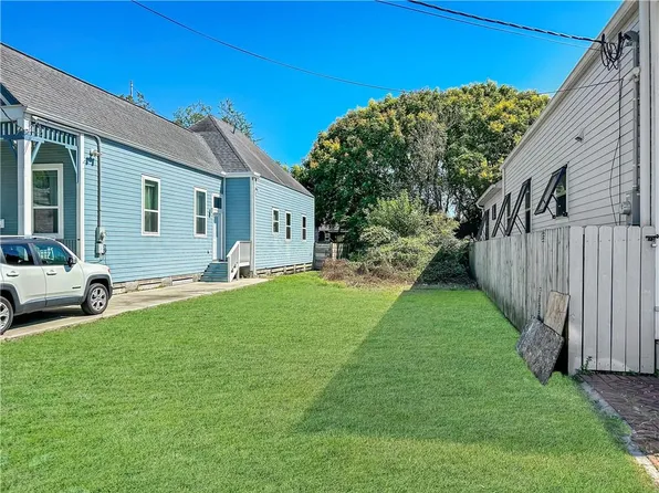 1727 Spain St, New Orleans, LA 70117