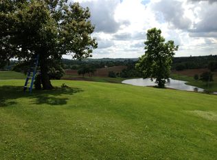 2735 Bender Rd, Marietta, OH 45750