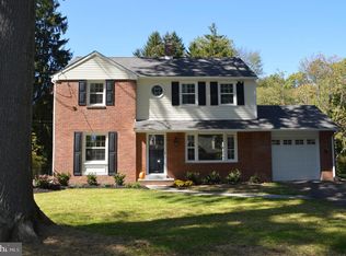 402 Elliger Ave, Fort Washington, PA 19034