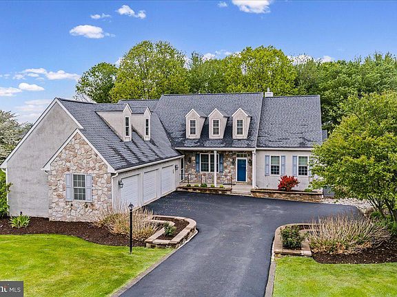 5th image of 267 Wyncote Dr