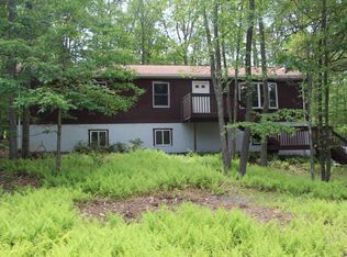 153 Dunchurch Dr, Bushkill, PA 18324