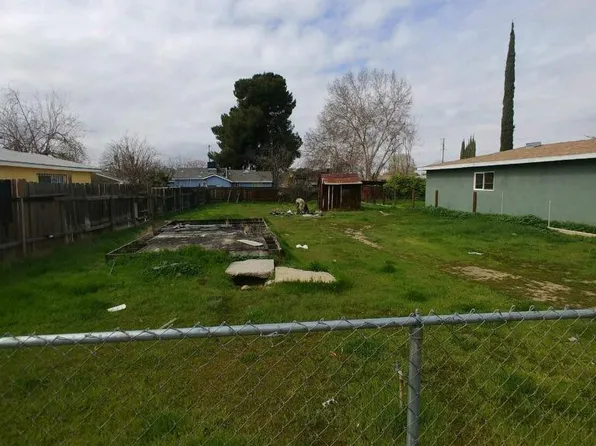 2308 Gage St, Bakersfield, CA 93305