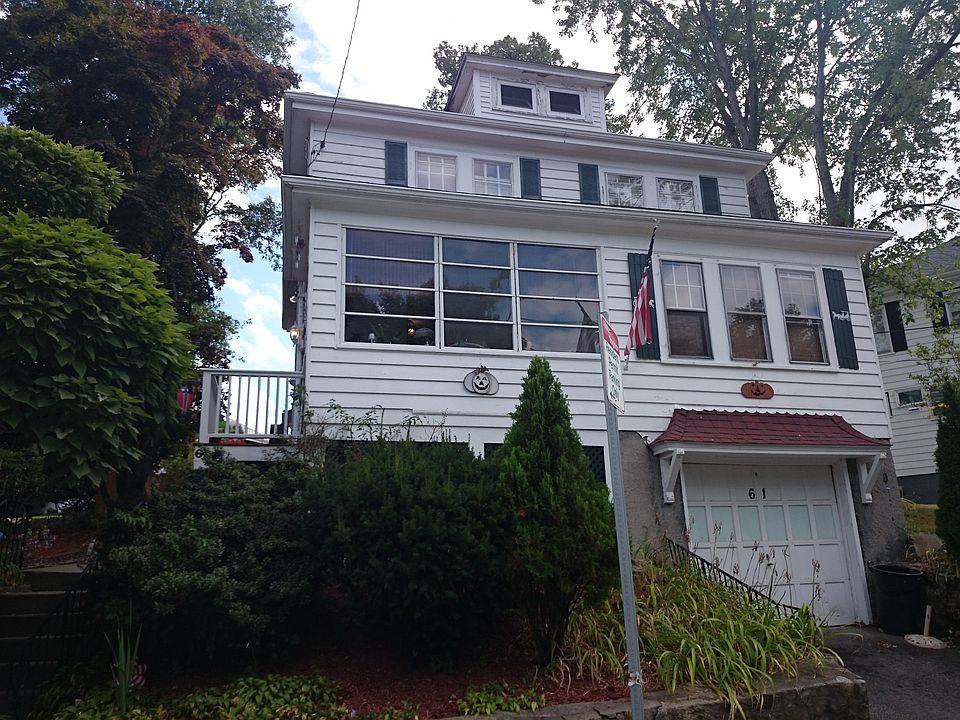 2nd image of 61 Undine Rd