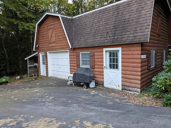 2nd image of 142 Tamarack Road