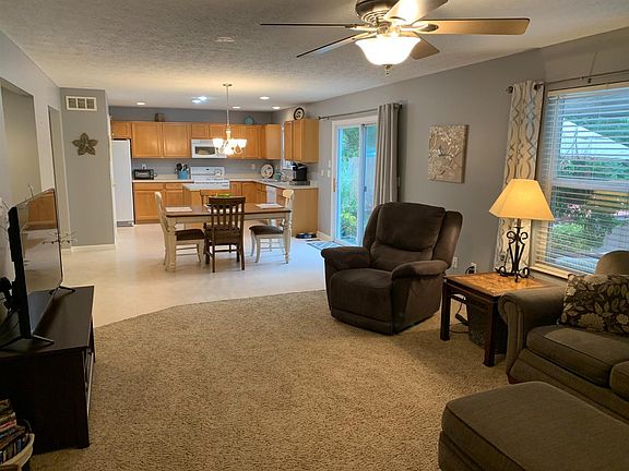 3rd image of 5415 Sunrise View Cir