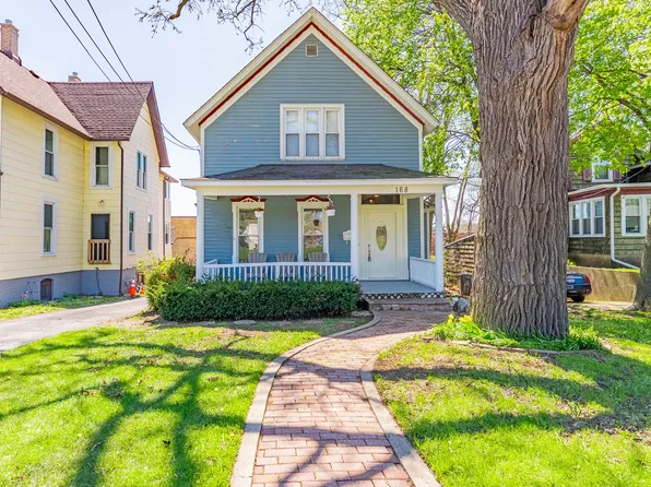 168 Villa St, Elgin, IL 60120
