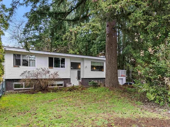 2655 Stewart Cres, Abbotsford, BC V2S 4J9