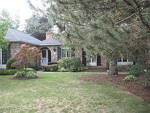 1st image of 75 Randwood Dr