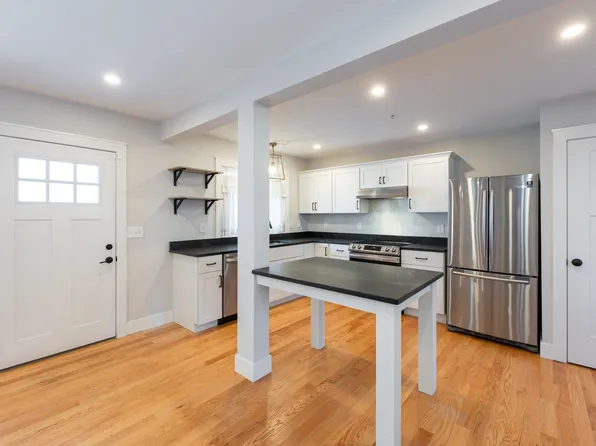 56 Maple Street #C, Hopkinton, NH 03229