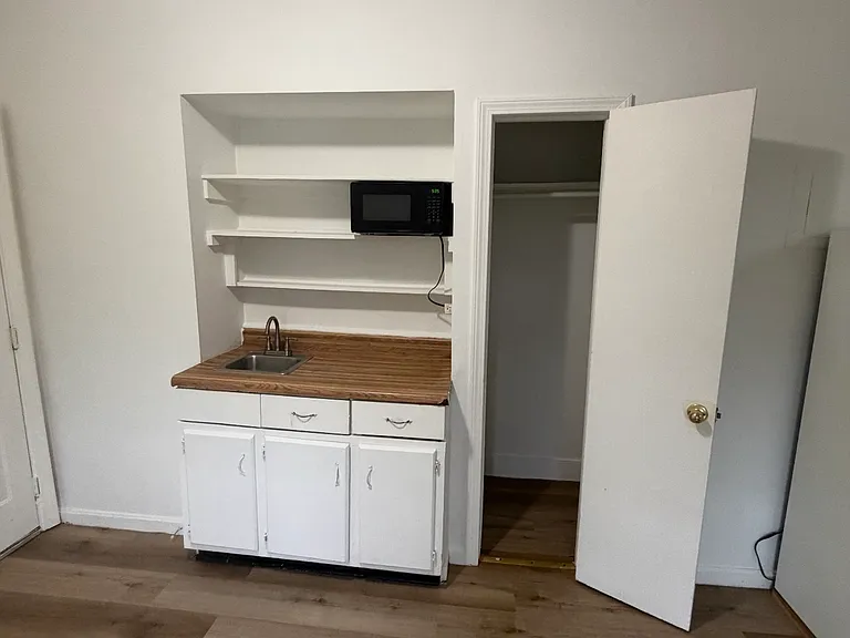 66 Windham St #14 — Photo 3