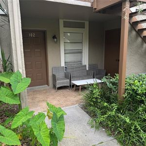 14219 Shadow Moss Ln APT 102, Tampa, FL, 33613