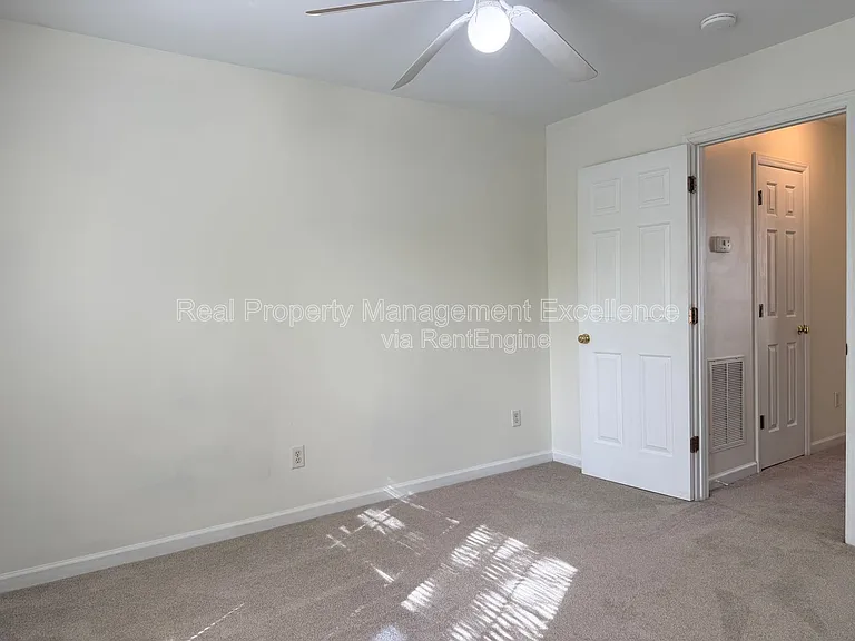 12 Red Ln #B — Photo 15