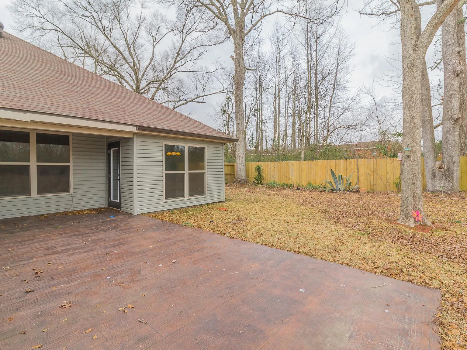 3 bed, 1485 sqft, $1,600 — Photo 2