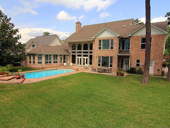 3rd image of 1635 Scenic Shore Dr