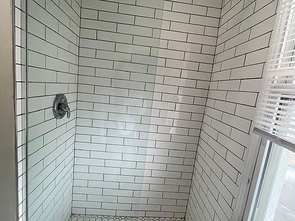 3rd image of 84 Munson St #2B